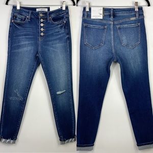 🆕Kancan HighRise ButtonFly Distressed SkinnyJeans